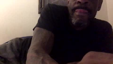 olivertwist1273 online show from 6, 1, 2025