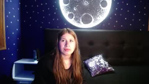 Snapshot of olivia11_ chatting on 12, 9, 2025 Olivia online show from 12, 9, 2025