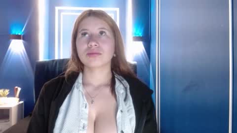 Snapshot of olivia11_ chatting on 21, 9, 2025 Olivia online show from 21, 9, 2025