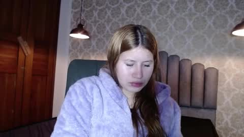Snapshot of olivia11_ chatting on 5, 10, 2025 Olivia online show from 5, 10, 2025