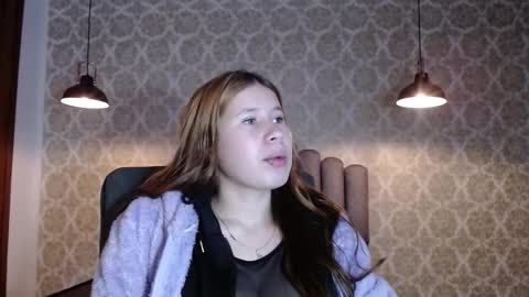 Snapshot of olivia11_ chatting on 6, 10, 2025 Olivia online show from 6, 10, 2025