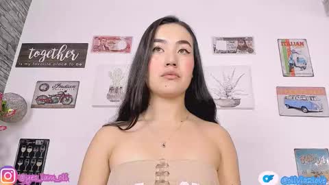 Snapshot of olivia22love chatting on 29, 9, 2025 ..................................... 500 am- 1200 pm GMT-5 online show from 29, 9, 2025