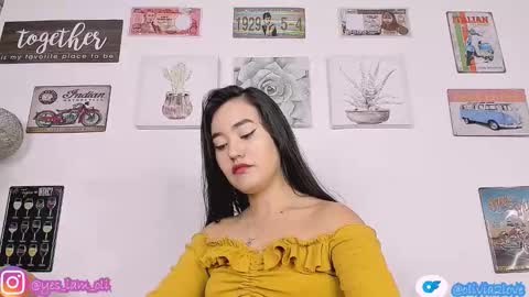 Snapshot of olivia22love chatting on 6, 10, 2025 ..................................... 500 am- 1200 pm GMT-5 online show from 6, 10, 2025