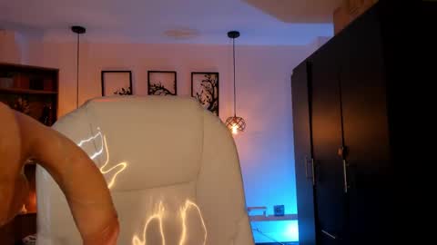 Olivia online show from 23, 1, 2025