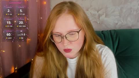 Snapshot of olivia_date chatting on 10, 12, 2024 Olivia Date online show from 10, 12, 2024