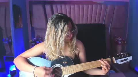  OLIVIA  online show from 19, 1, 2025