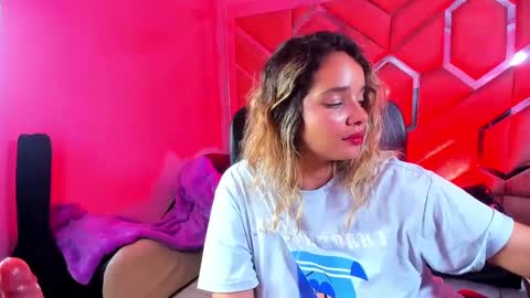  OLIVIA  online show from 26, 2, 2025