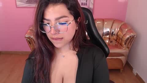 Snapshot of olivia_grenville_t chatting on 30, 9, 2025 Olivia online show from 30, 9, 2025