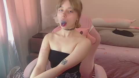 Snapshot of olivia_grr chatting on 6, 7, 2026 Olivia online show from 6, 7, 2026