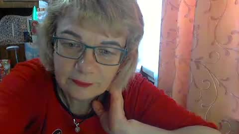 Snapshot of olivia_mia25 chatting on 28, 4, 2026 Olivia Mia online show from 28, 4, 2026