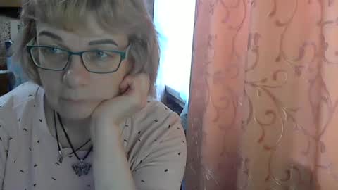 Snapshot of olivia_mia25 chatting on 17, 5, 2026 Olivia Mia online show from 17, 5, 2026