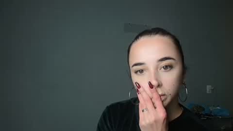 Olivia online show from 31, 10, 2025