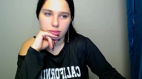 Olivia online show from 10, 10, 2025