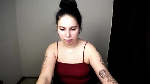 Olivia online show from 10, 4, 2026