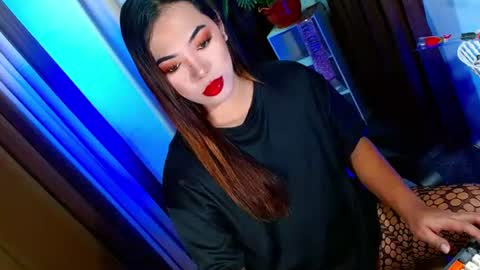 Miss OLIVIA online show from 28, 9, 2025