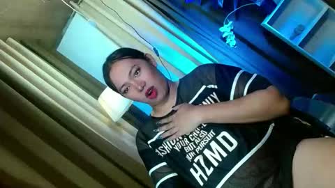 Miss OLIVIA online show from 25, 11, 2025