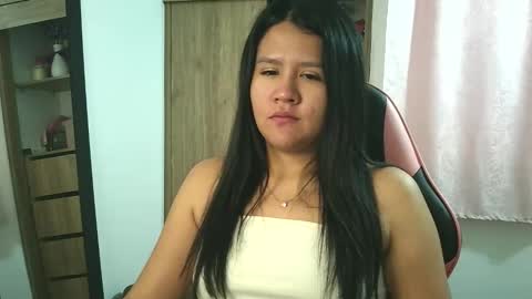 Olivia online show from 19, 11, 2025