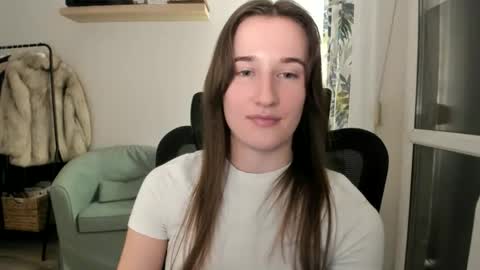 Snapshot of oliviaaa2003 chatting on 24, 2, 2026 Oliwiaa2004 online show from 24, 2, 2026