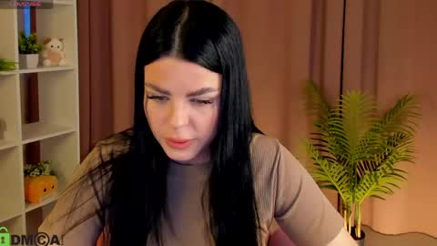 Oliviabagheera online show from 17, 4, 2026