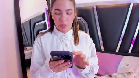 OLIV online show from 28, 2, 2025