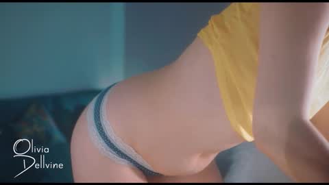 Olivia online show from 6, 11, 2025