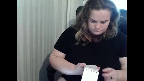 Snapshot of oliviaermesx chatting on 8, 10, 2025 OliviaErmesx online show from 8, 10, 2025