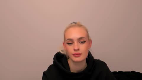 Snapshot of oliviahappy chatting on 11, 2, 2026 oliviaBeauty online show from 11, 2, 2026