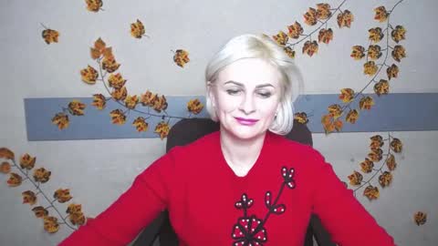 Snapshot of oliviahorst chatting on 5, 12, 2024 OliviaHorst online show from 5, 12, 2024
