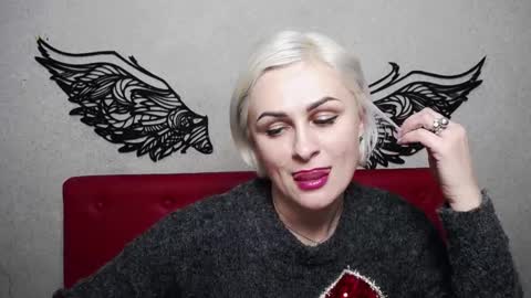 Snapshot of oliviahorst chatting on 9, 2, 2025 OliviaHorst online show from 9, 2, 2025