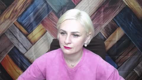 Snapshot of oliviahorst chatting on 11, 9, 2025 OliviaHorst online show from 11, 9, 2025