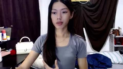 oliviaknightx online show from 8, 2, 2026