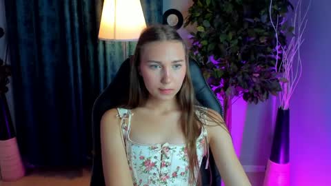 olivialangs online show from 11, 5, 2026