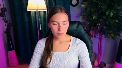 olivialangs online show from 18, 5, 2026