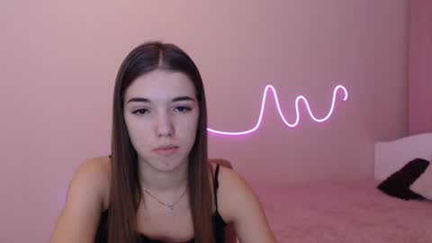 Snapshot of olivialimm chatting on 4, 12, 2024 Olivia online show from 4, 12, 2024