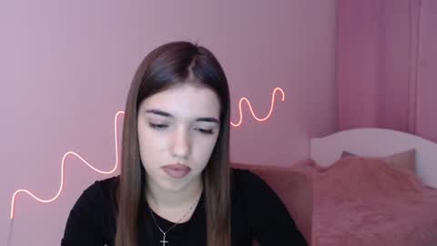 Snapshot of olivialimm chatting on 18, 12, 2024 Olivia online show from 18, 12, 2024