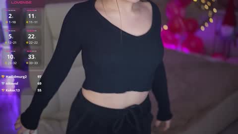 Snapshot of oliviamoore_ chatting on 17, 2, 2026 Olivia online show from 17, 2, 2026