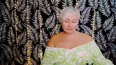 Kelly online show from 19, 10, 2025