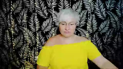 Snapshot of oliviaoskar_ chatting on 4, 7, 2026 Kelly online show from 4, 7, 2026