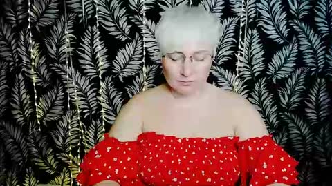 Snapshot of oliviaoskar_ chatting on 17, 7, 2026 Kelly online show from 17, 7, 2026