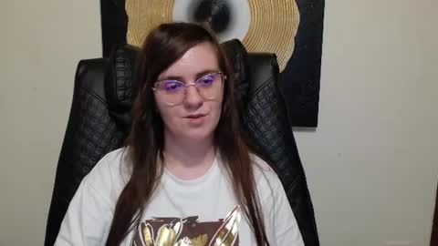 Snapshot of oliviasager chatting on 2, 7, 2026 Mistress Olivia online show from 2, 7, 2026