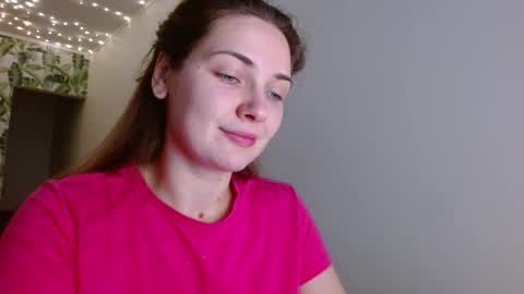 Snapshot of oliviashiny chatting on 13, 1, 2025 Olivia online show from 13, 1, 2025