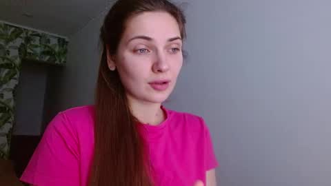 Snapshot of oliviashiny chatting on 24, 1, 2025 Olivia online show from 24, 1, 2025