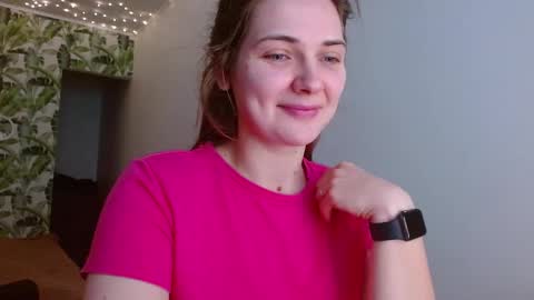 Snapshot of oliviashiny chatting on 26, 1, 2025 Olivia online show from 26, 1, 2025