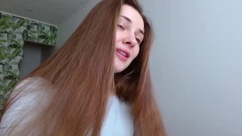 Snapshot of oliviashiny chatting on 16, 2, 2025 Olivia online show from 16, 2, 2025