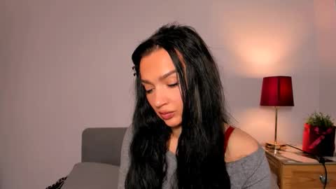 OliviaWomen online show from 8, 1, 2026