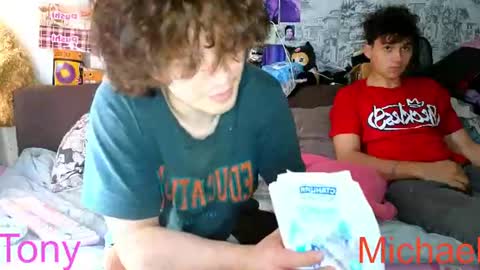 Snapshot of ololkd chatting on 23, 6, 2026 Tony online show from 23, 6, 2026
