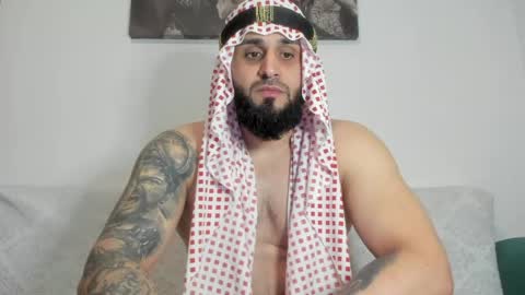 Snapshot of omar_xoxo chatting on 7, 5, 2026 Omar online show from 7, 5, 2026