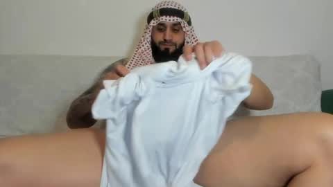Snapshot of omar_xoxo chatting on 10, 5, 2026 Omar online show from 10, 5, 2026