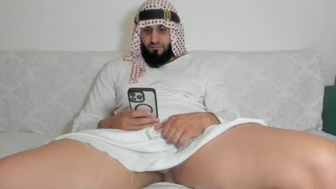 Snapshot of omar_xoxo chatting on 25, 5, 2026 Omar online show from 25, 5, 2026