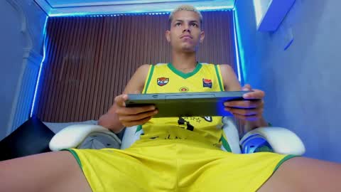 Omen online show from 11, 4, 2026